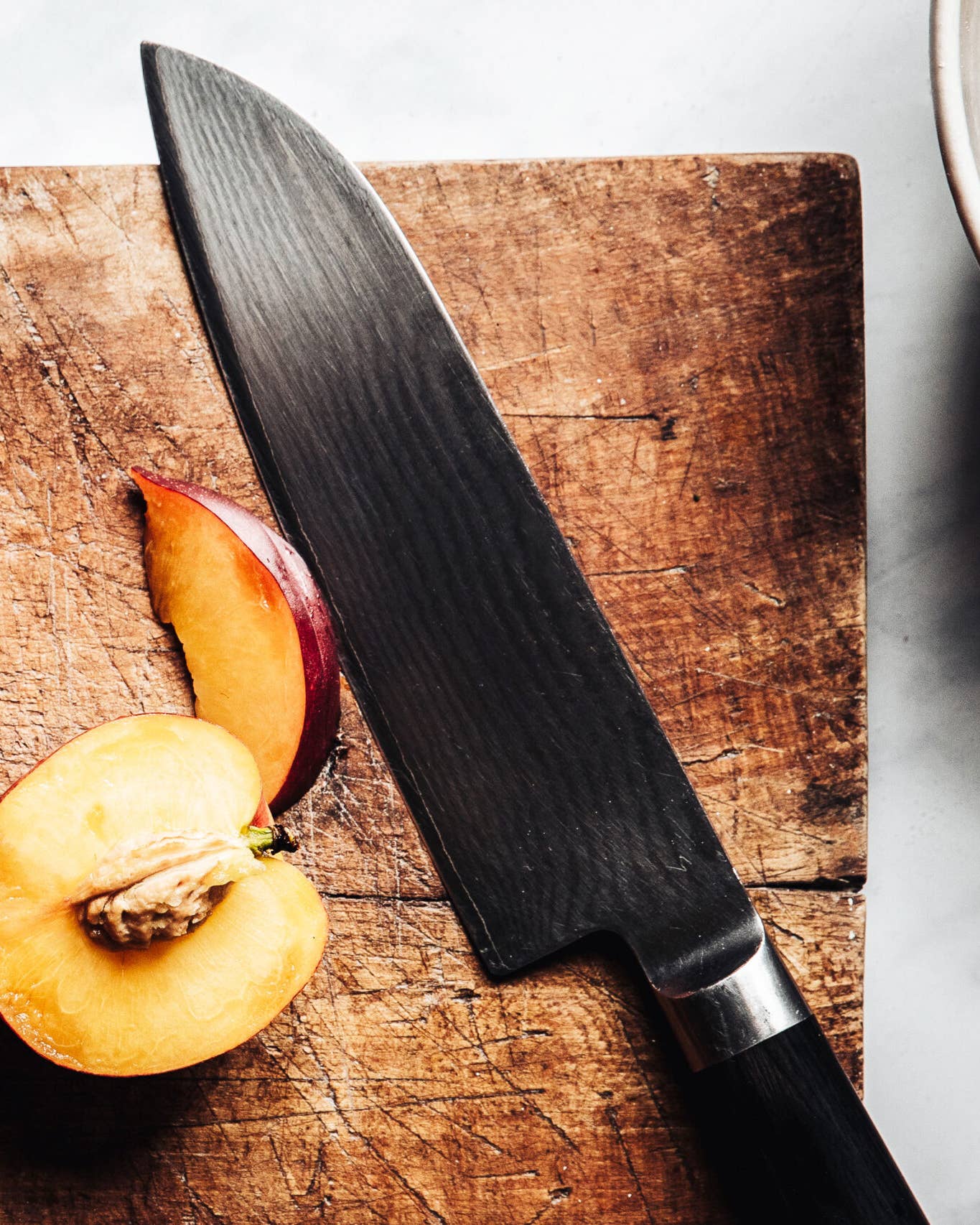 The Best Electric Knife Sharpeners For Blades Big and Small