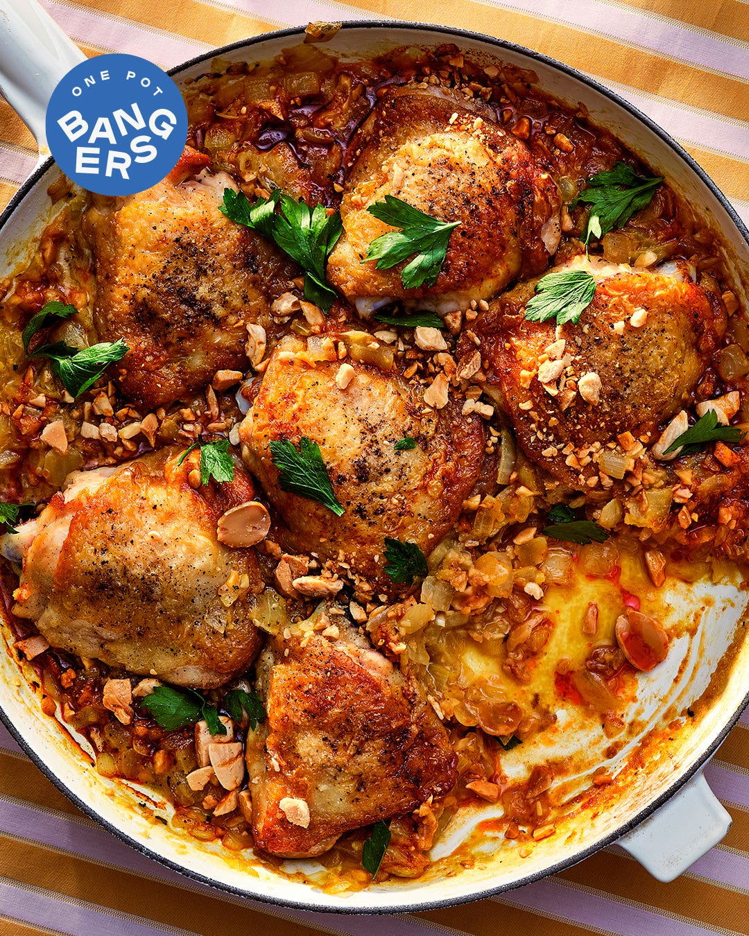 Spanish Almond Chicken With Saffron-Wine Sauce Spanish Almond Chicken With Saffron-Wine Sauce