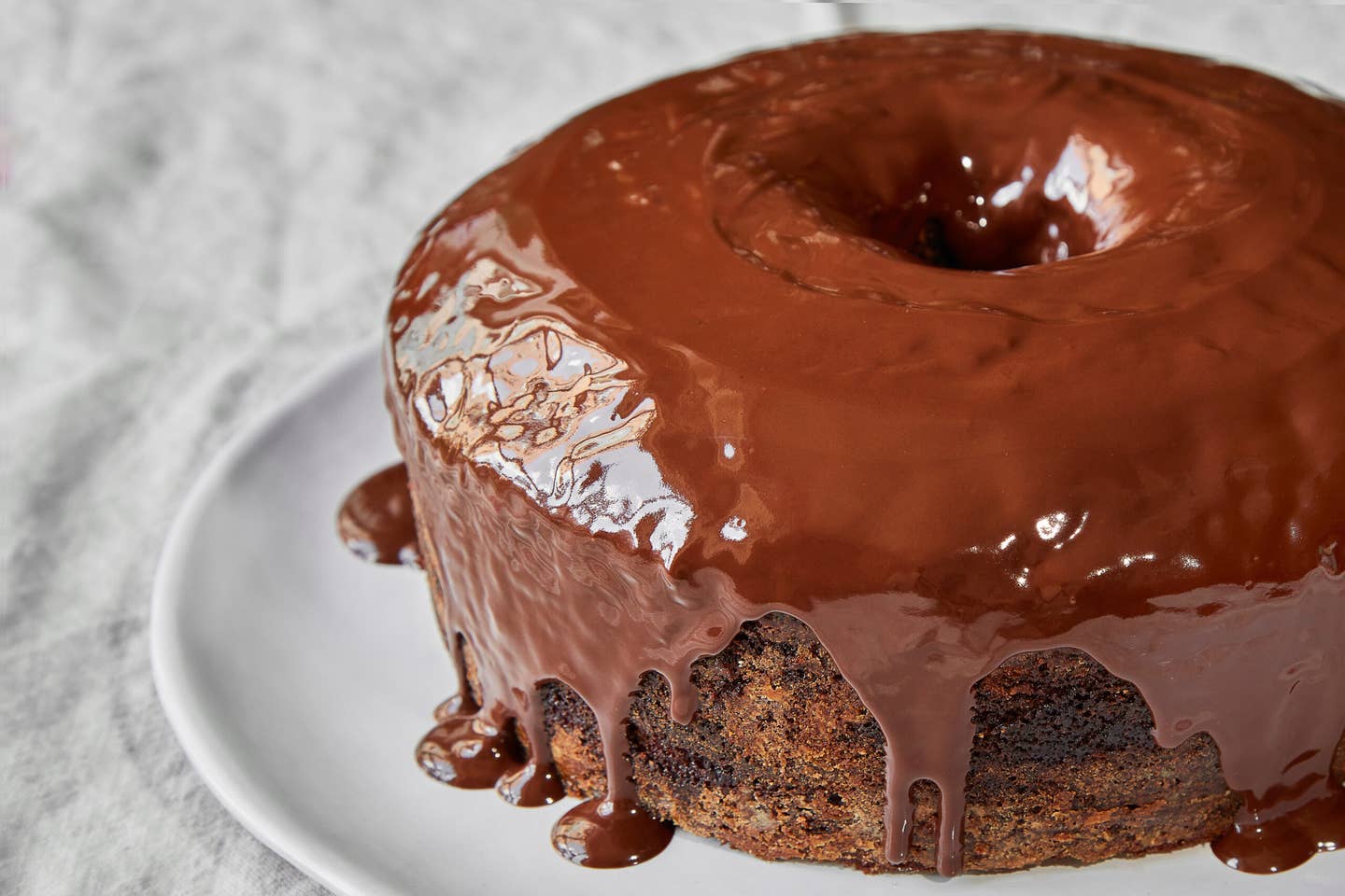 Minnie’s Rosh Hashana Honey-Chocolate Swirl Cake