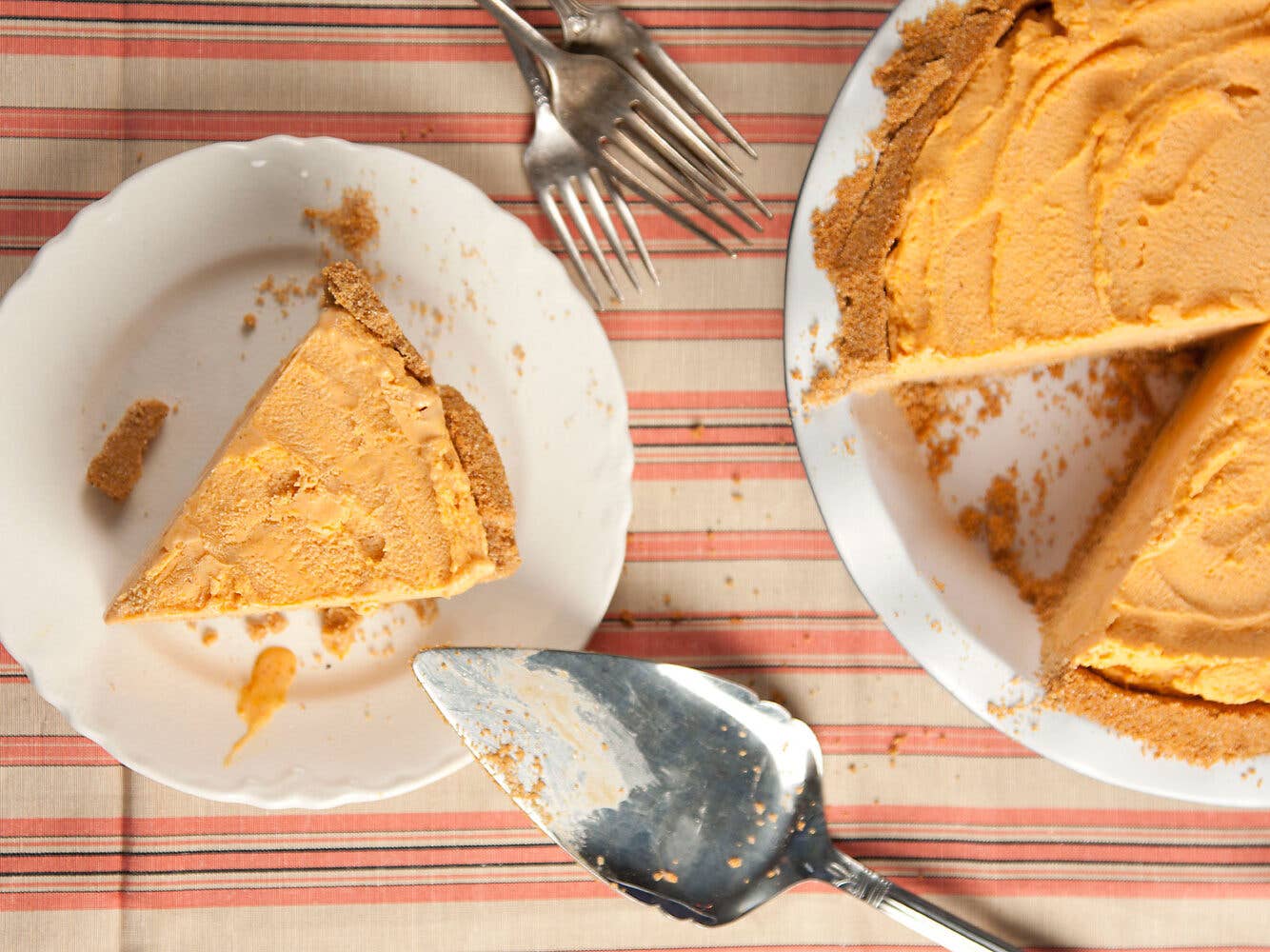 Pumpkin Pie Ice Cream Pie