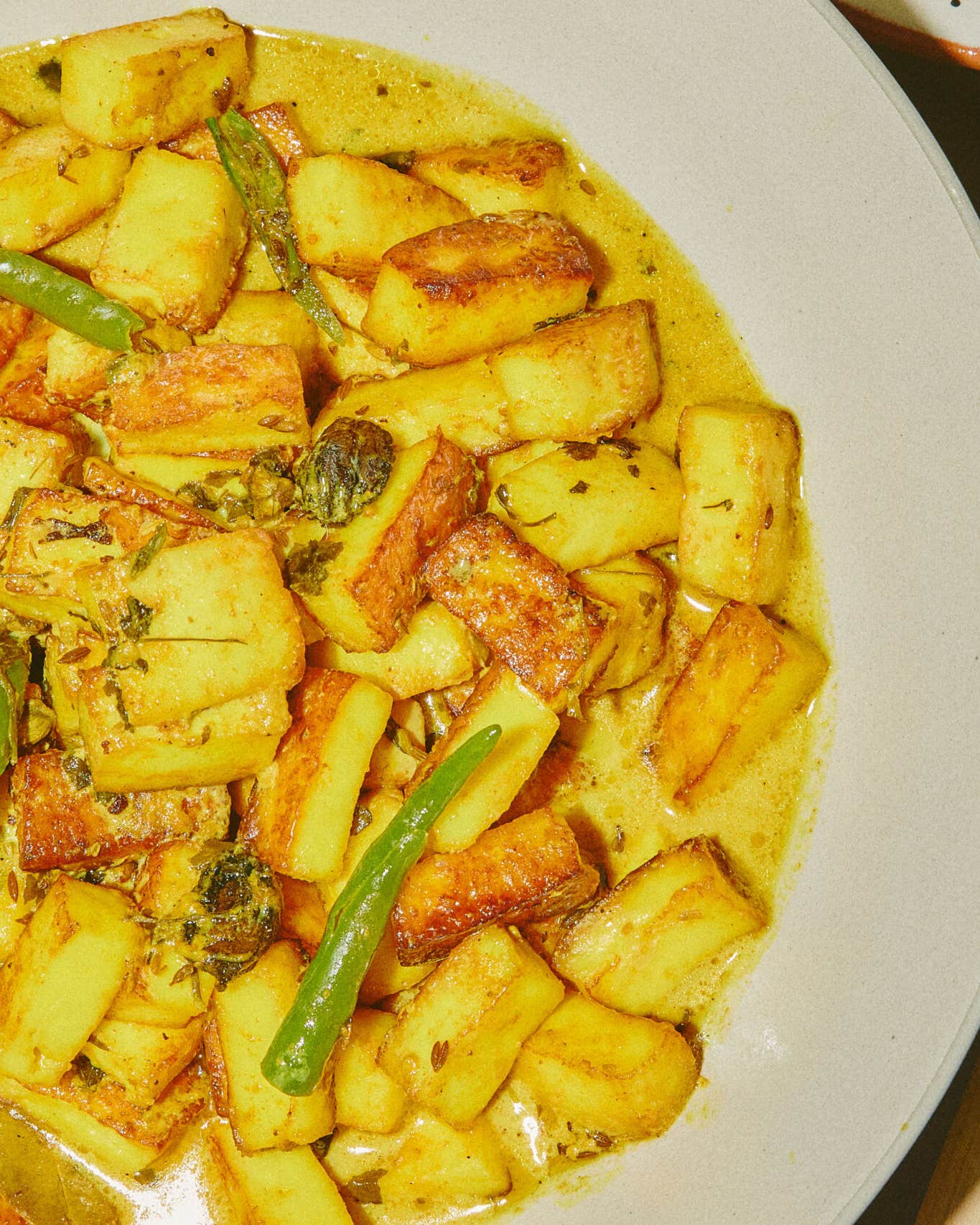 Chaman Kaliya (Kashmiri Paneer Curry With Cardamom and Turmeric) Chaman Kaliya
