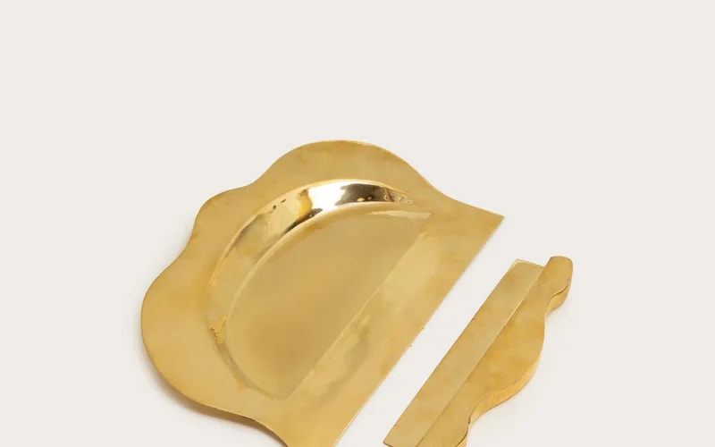 Crumb Catcher