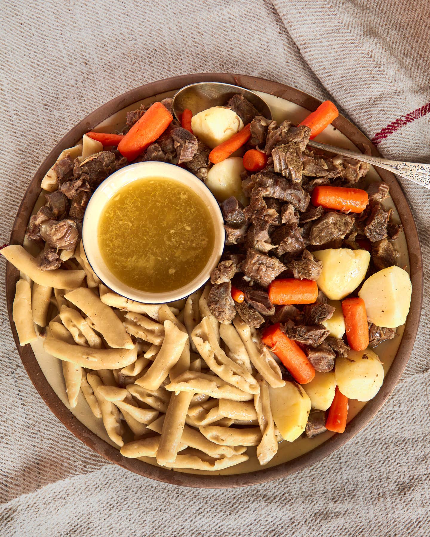 Beefy Chechen Noodles Should Be Your Next Weekend Cooking Project Kist Zhizhig Galnash Recipe