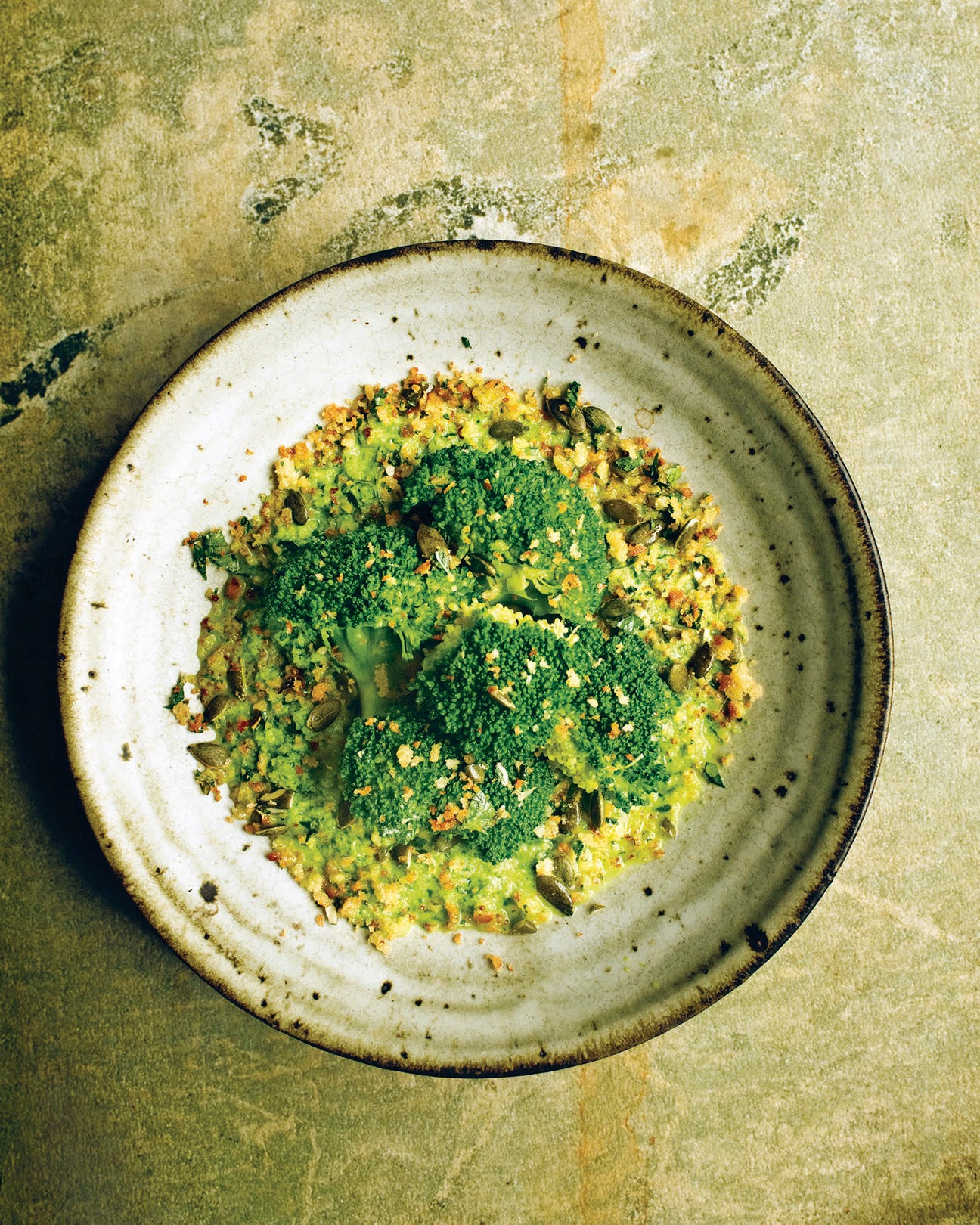 Broccoli w/ Pumpkin Seeds and Breadcrumbs Recipe