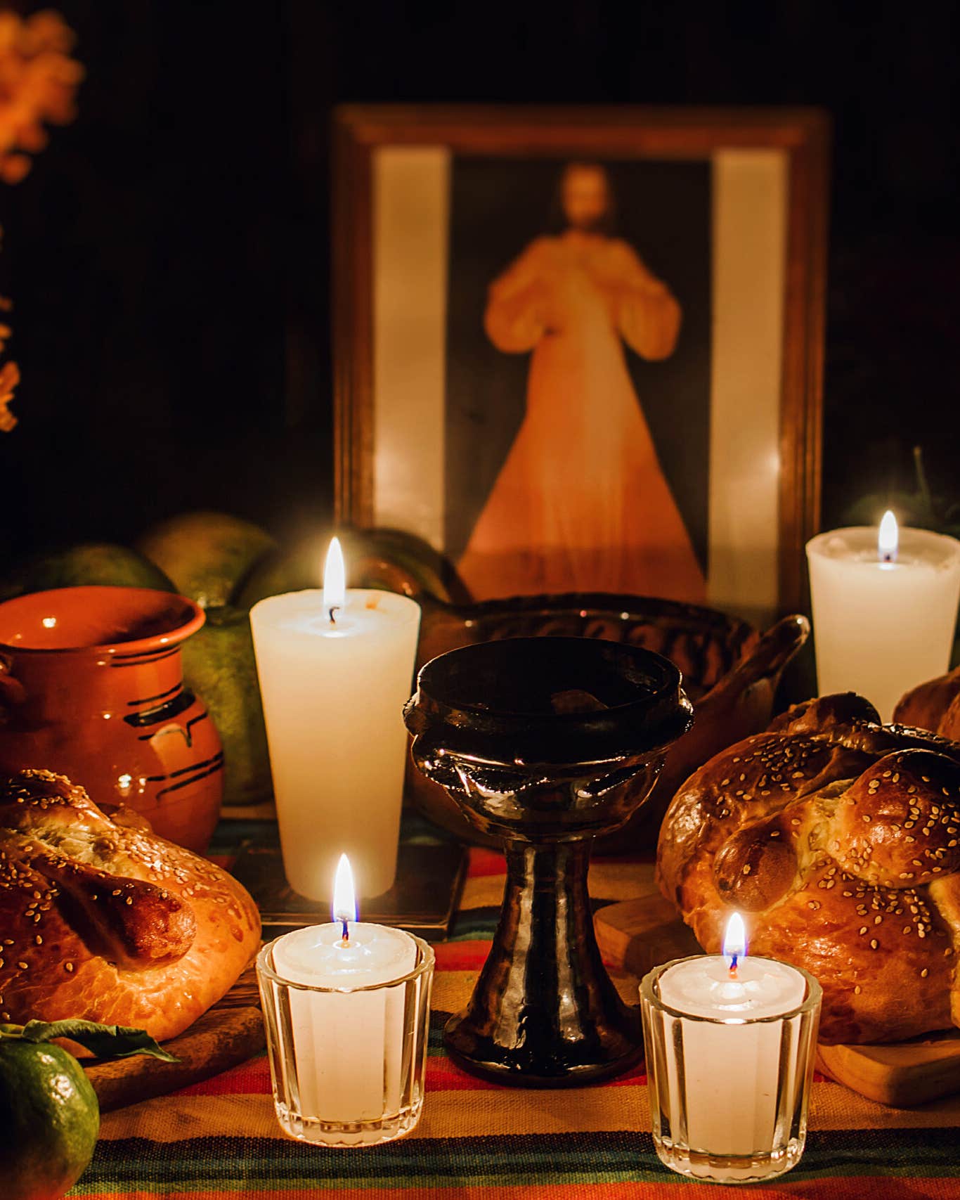 The Sweet Bread That Fuels San Antonio’s Día de los Muertos Celebrations dia de los muertos ofrenda