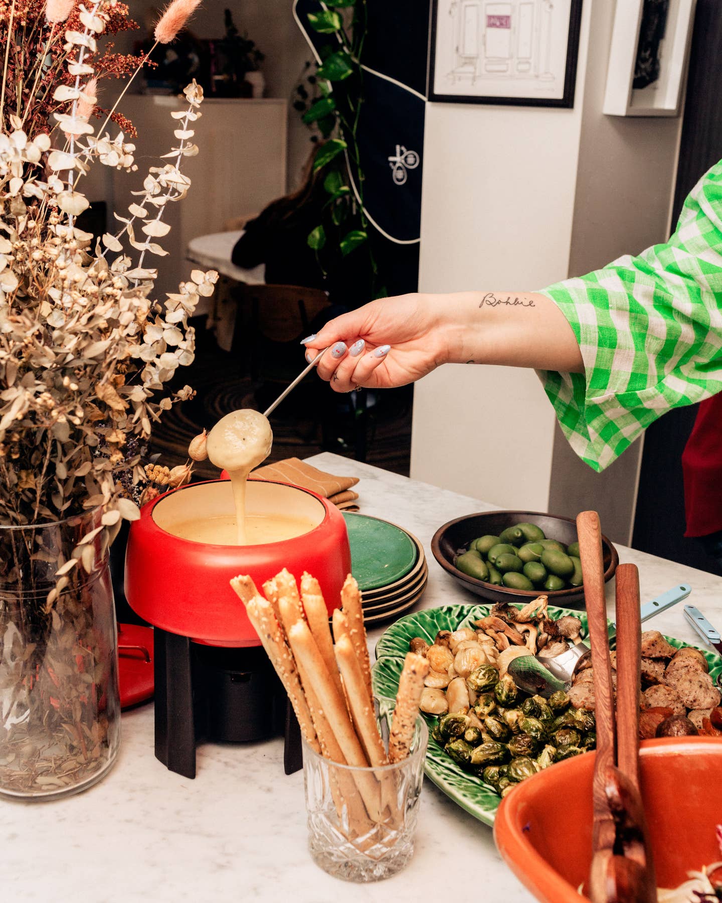 Cheddar-Beer Fondue Cheddar-Beer Fondue