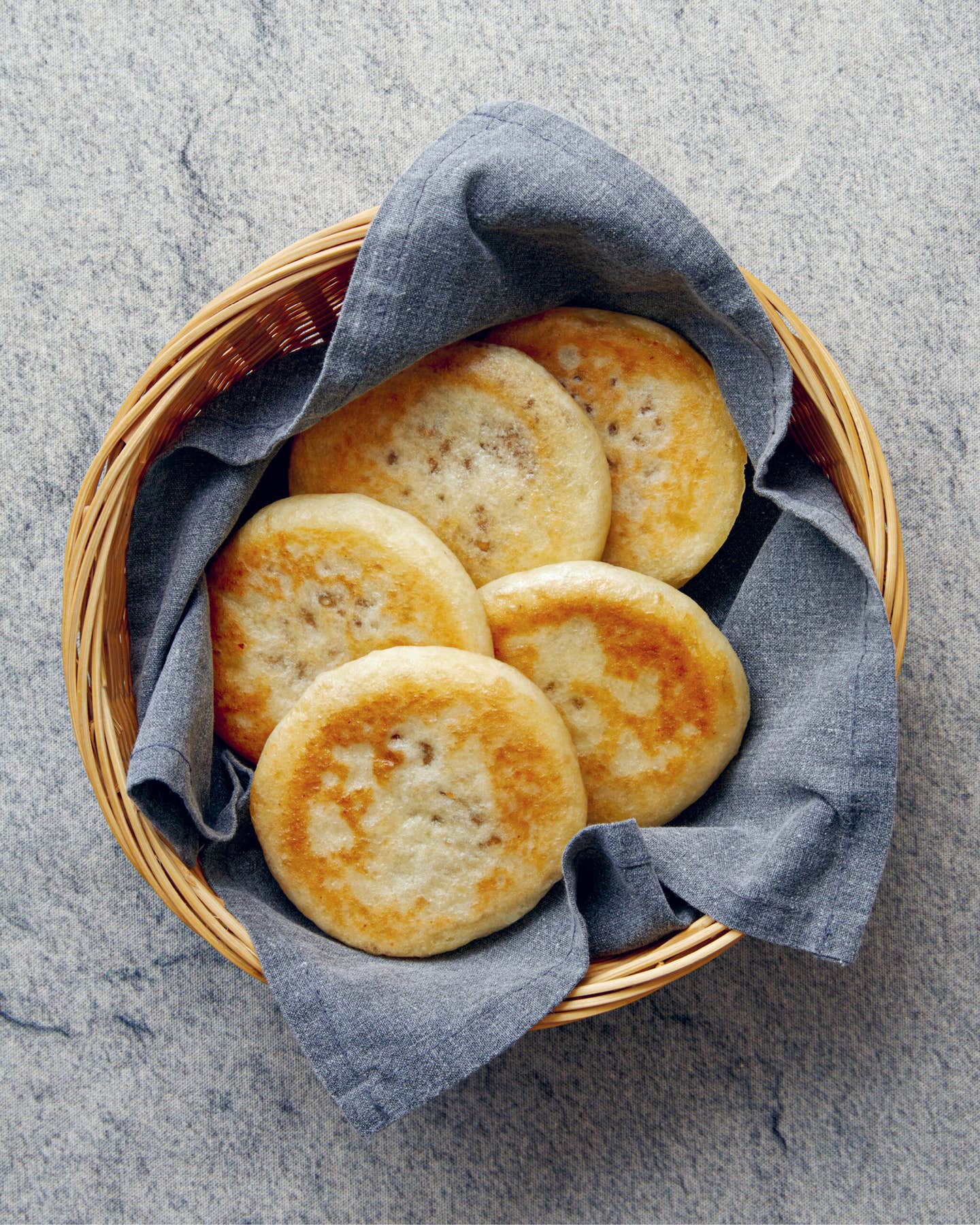 Hotteok (Korean Cinnamon Sugar-Stuffed Pancakes)