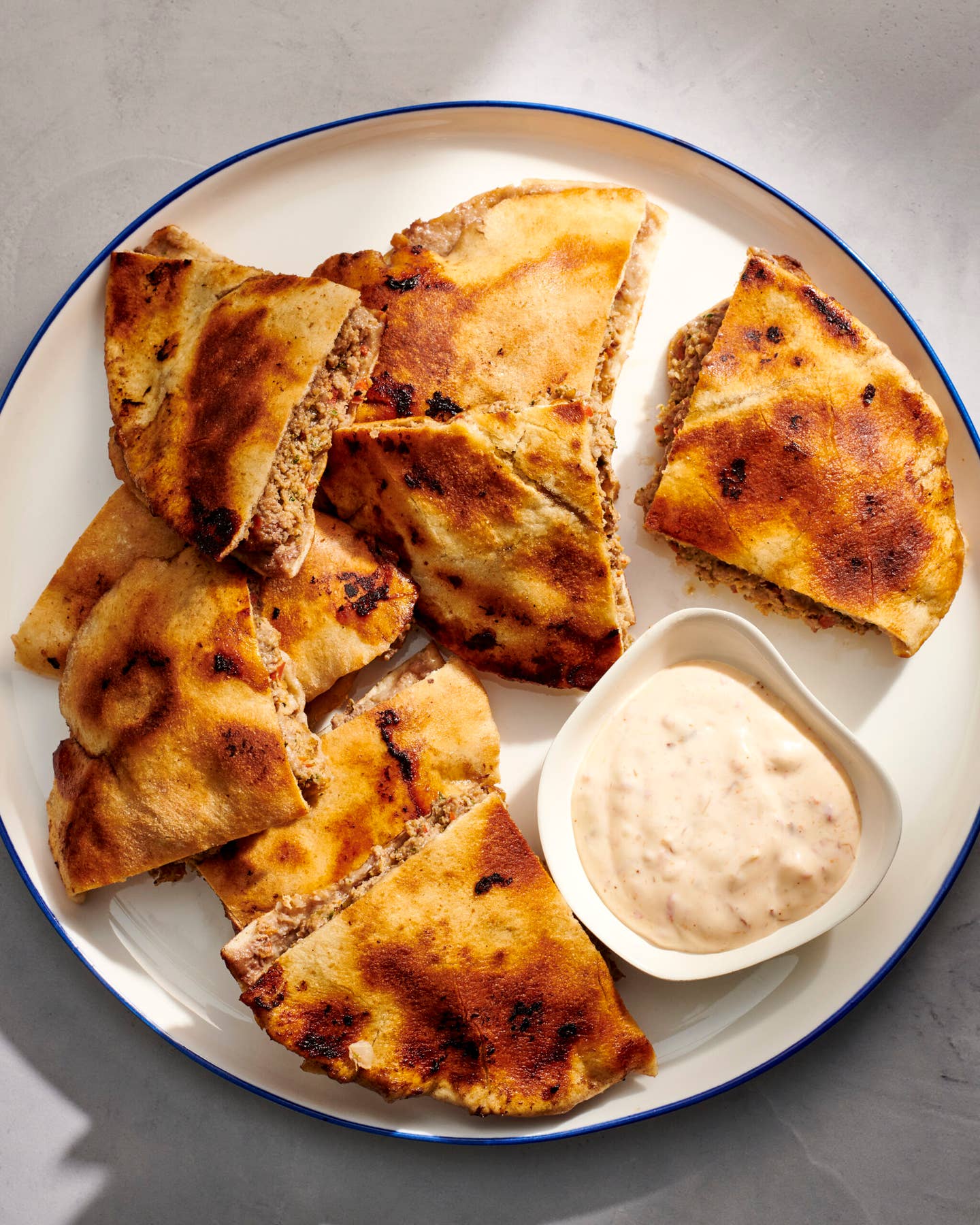 Arayes (Meat-Stuffed Pitas) Arayes (Meat-Stuffed Pitas)