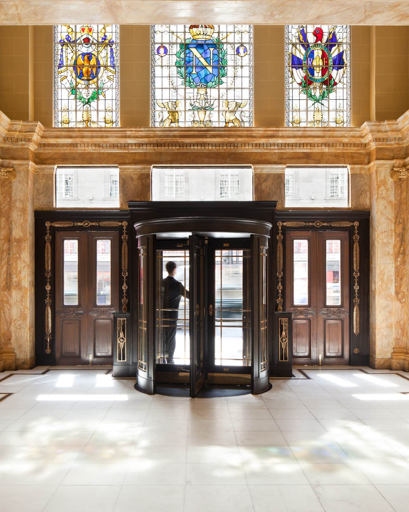 Where to Stay in London If You Want to Eat Like Royalty Hotel Cafe Royal