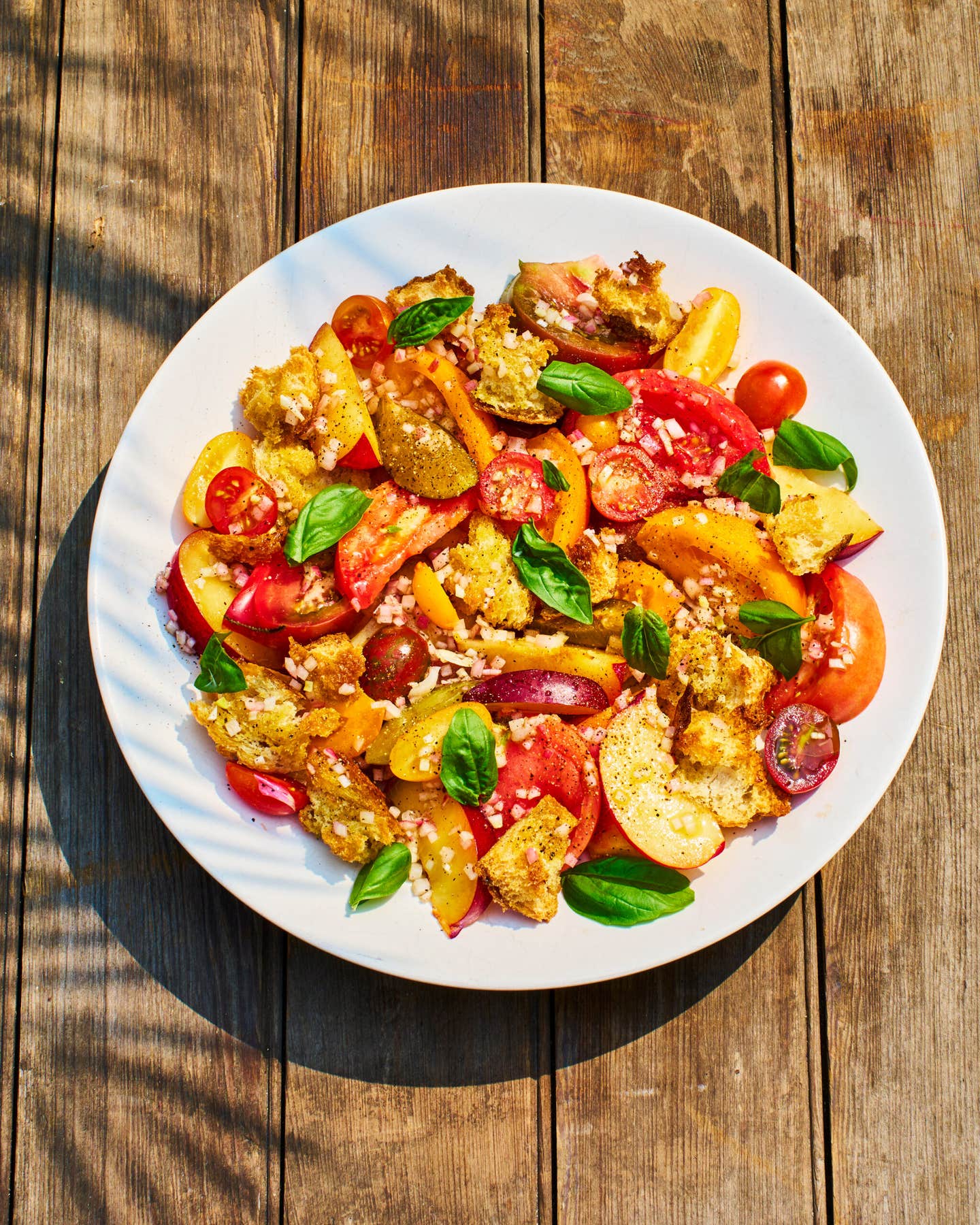 Heirloom Tomato and Stone Fruit Salad With Garlicky Croutons Heirloom Tomato and Stone Fruit Salad with Garlicky Croutons