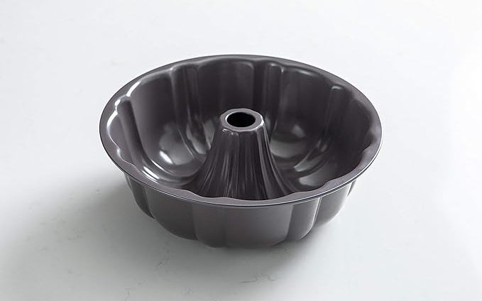 SAVEUR Selects Fluted Tube Pan