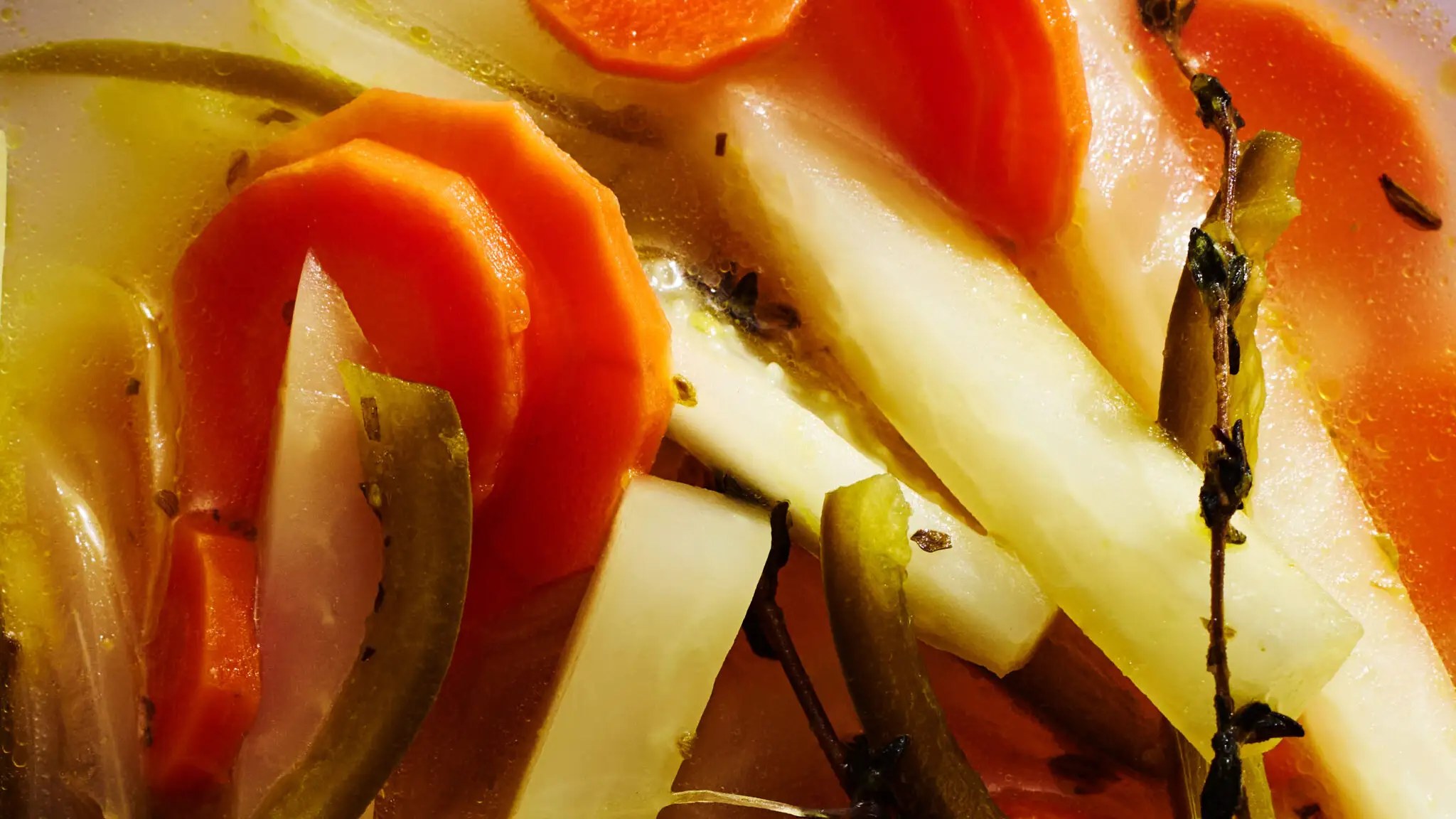Papaya Verde en Escabeche (Pickled Green Papaya)-image