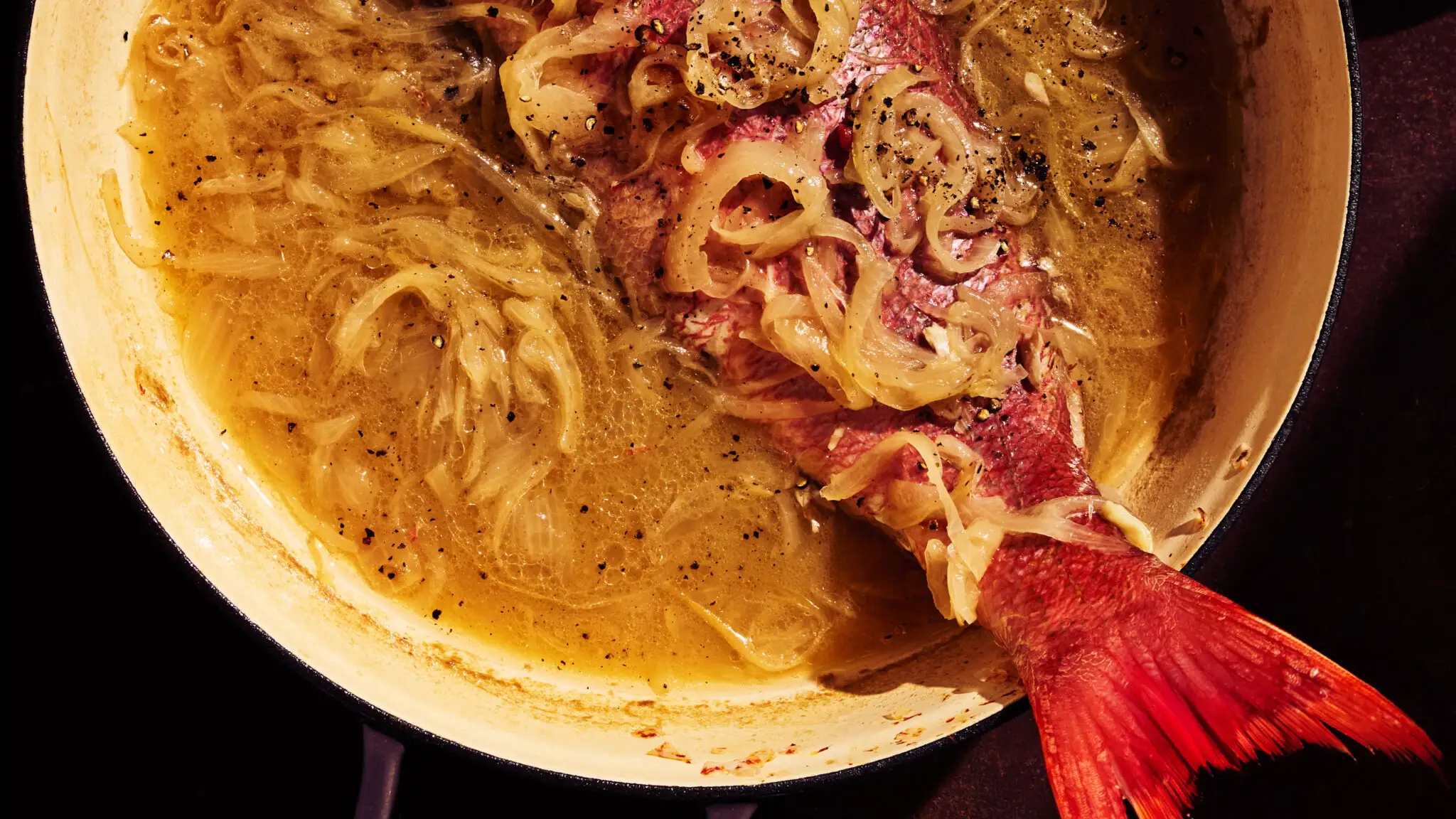 Kaldou (Red Snapper With Onions and Lemon)-image