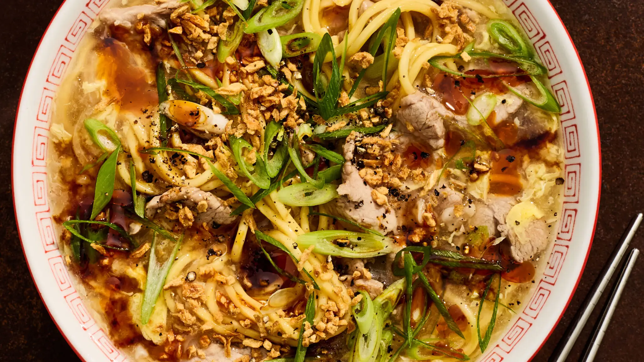 Maki Mi (Filipino Chinese Pork Noodle Soup)-image