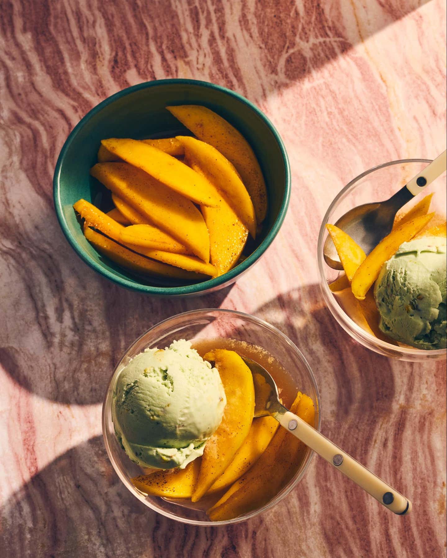 Rum-Soaked Mangoes With Ice Cream